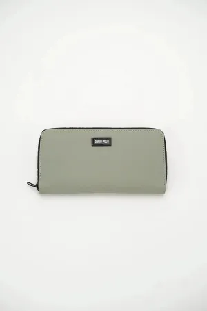 Green long Wallet With Zipper To Close