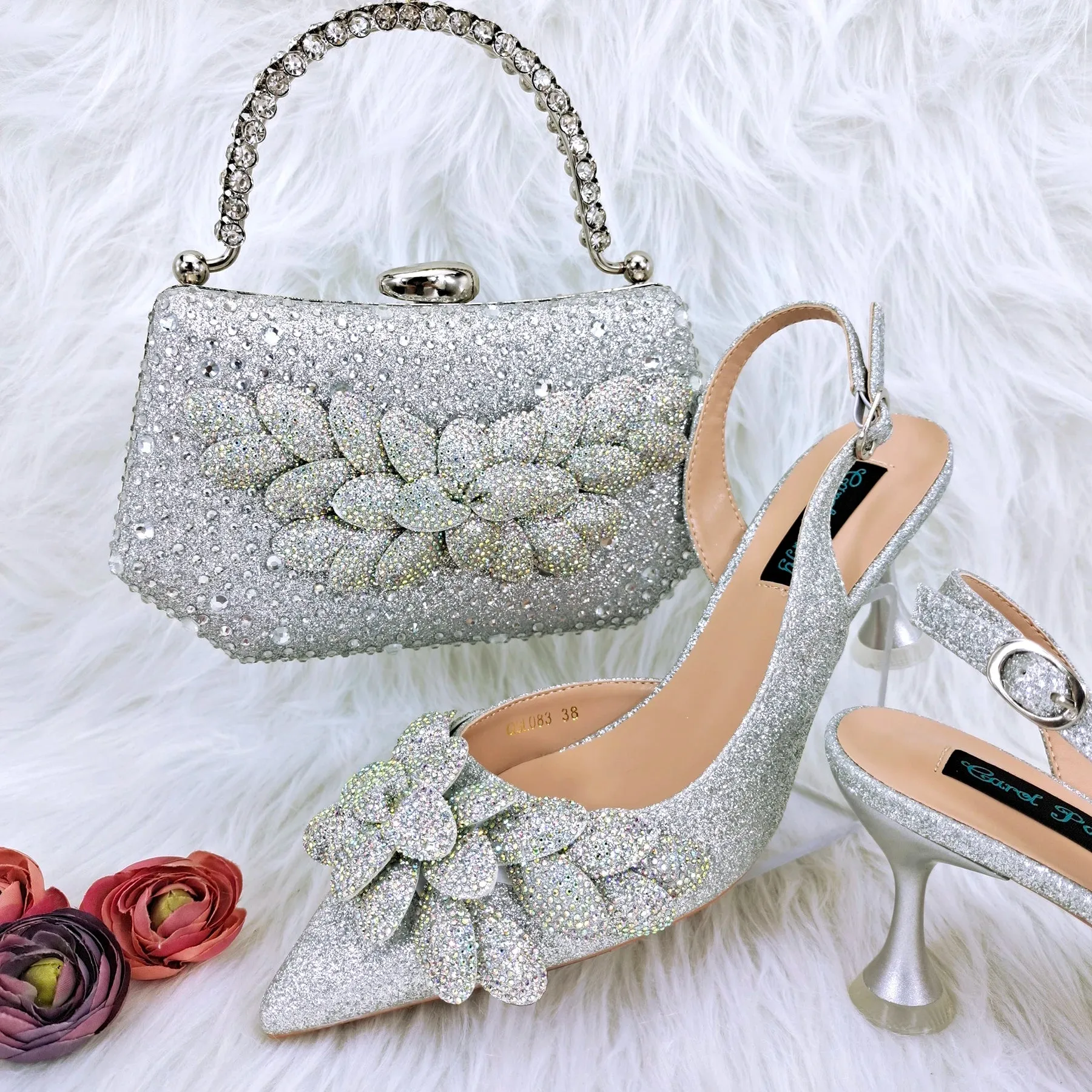 Handmade Garland Gag and Shoes Fashionable Elegant Pointed Toe Women's Pumps Crystal Handle Clutch