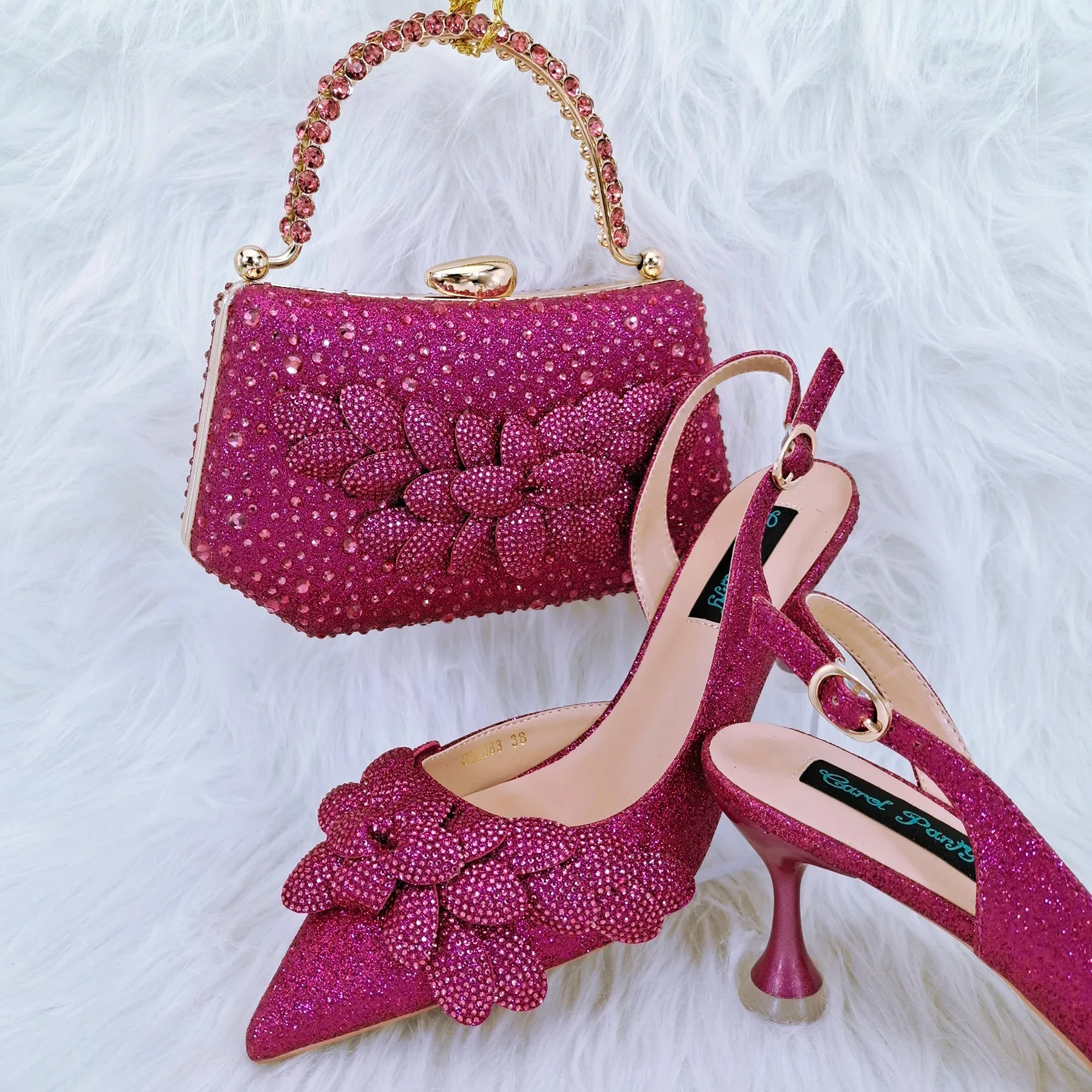 Handmade Garland Gag and Shoes Fashionable Elegant Pointed Toe Women's Pumps Crystal Handle Clutch