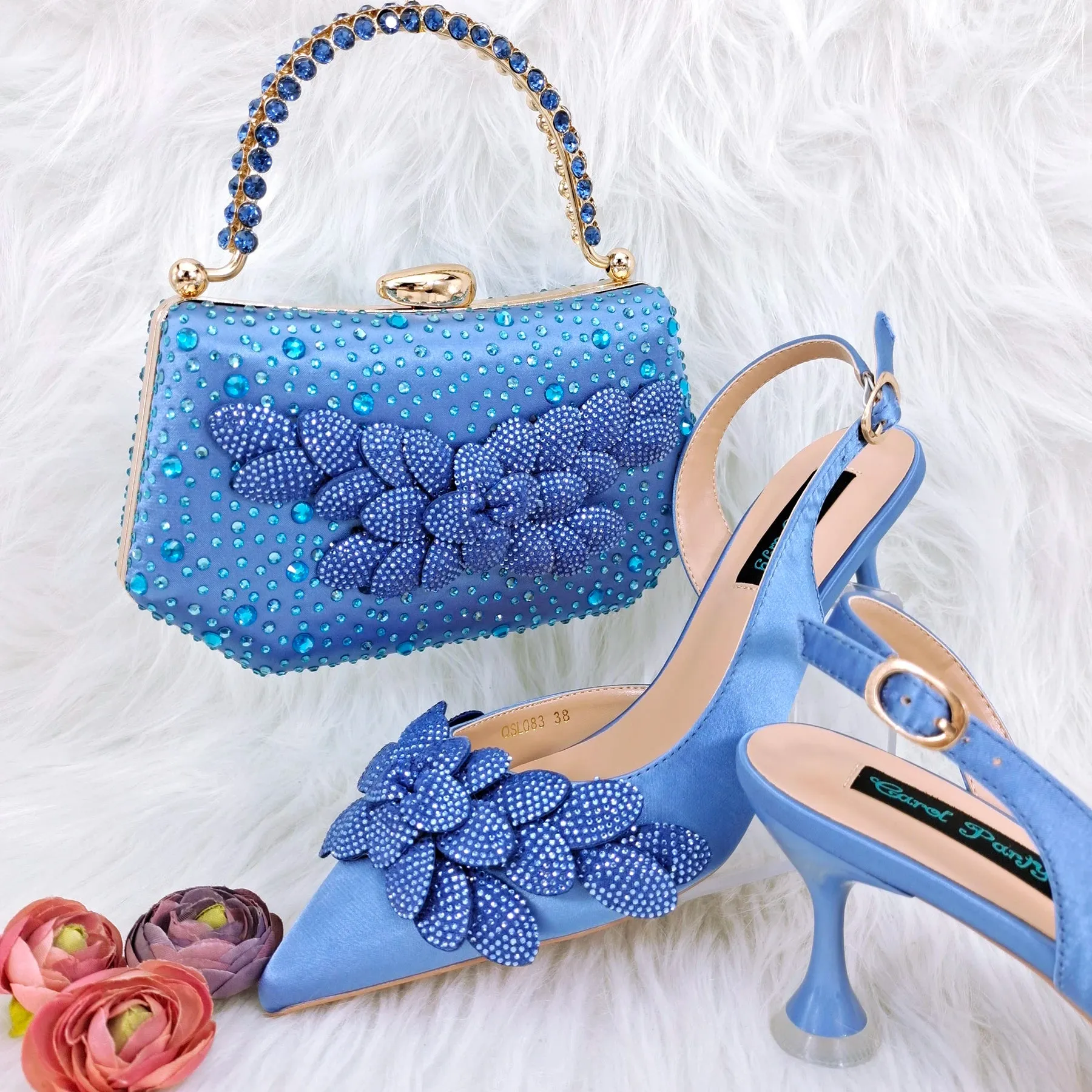 Handmade Garland Gag and Shoes Fashionable Elegant Pointed Toe Women's Pumps Crystal Handle Clutch