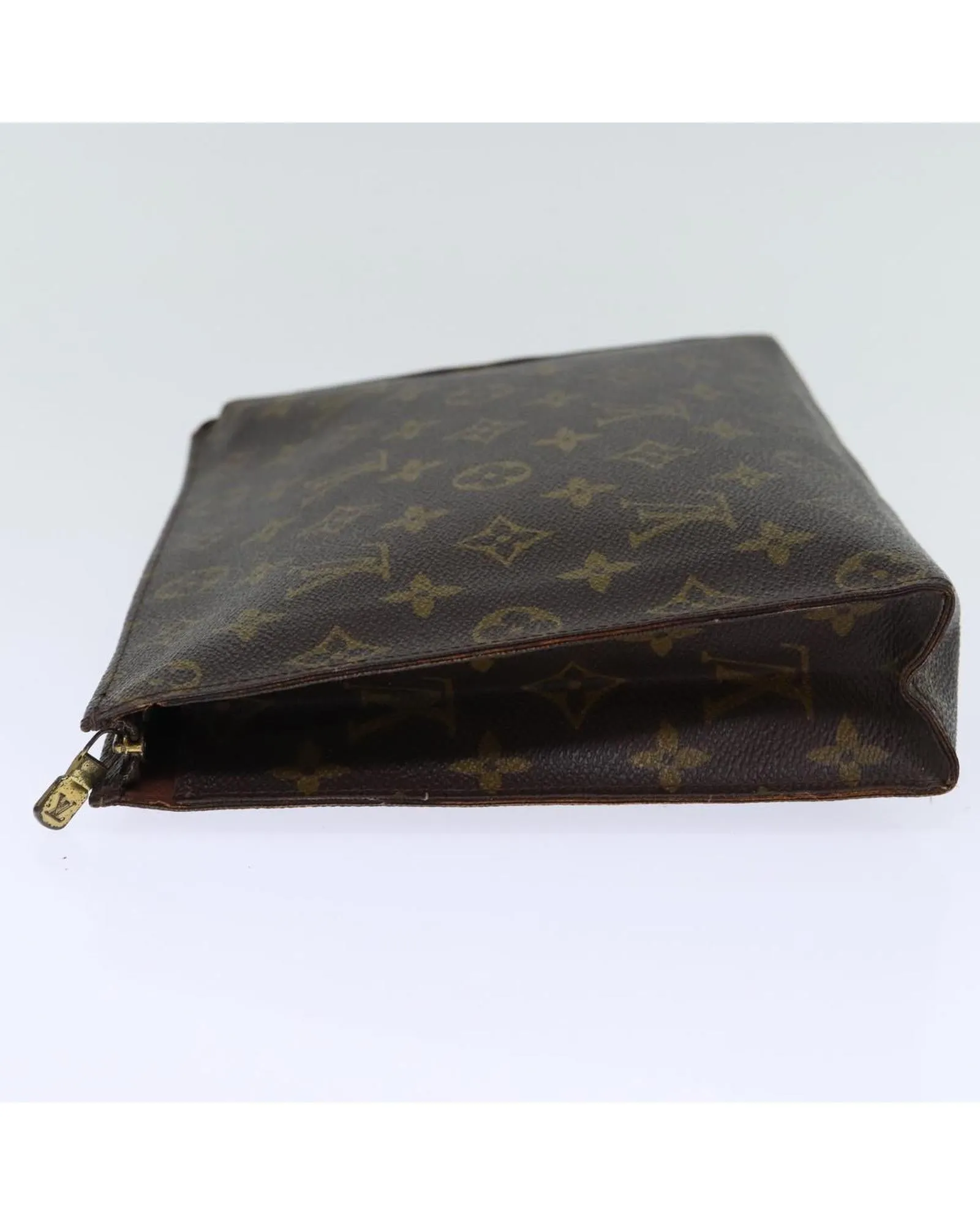 Monogram Canvas Pouch with Metal Fittings and Storage Smell