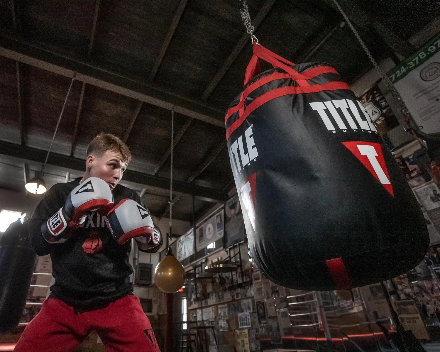 TITLE Boxing Extra-Wide Load Body Bag